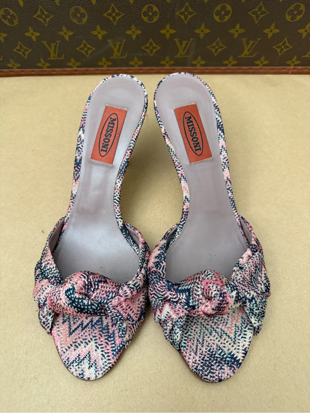 Missoni Knit Mule Heels Knot Front Size 38.5 Italy EUC